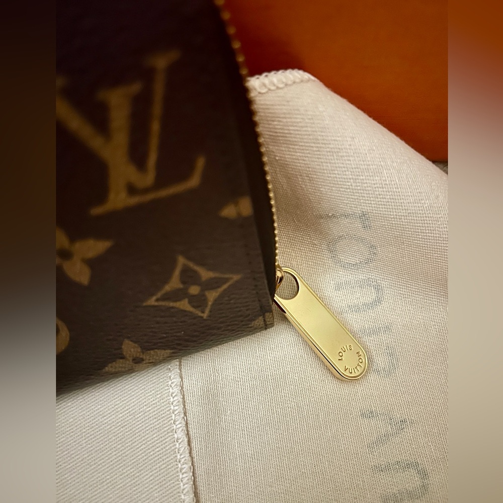Louis Vuitton Monogram Brown and Gold Card Holder - Picture 8 of 13